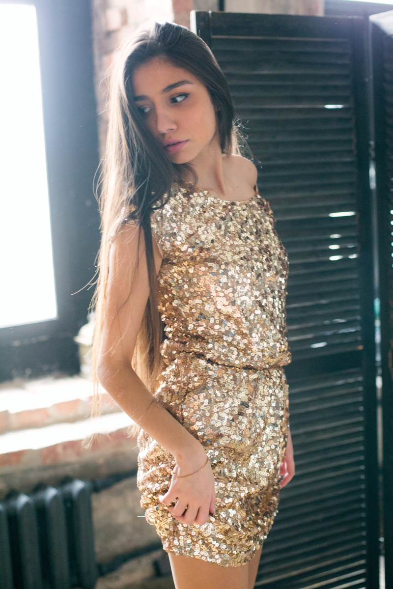 long hair, young adult, pose, real people, hair, women, lifestyles, sleeveless, sequined, hairstyle, wearing, brown, beauty, fashion, fashionable, dress