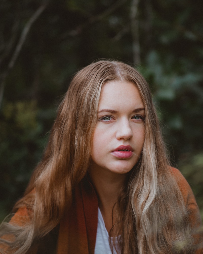 casual clothing, day, outdoors, 2K, beautiful woman, hairstyle, young women, face, one person, young, headshot, contemplation, young adult, blur, focus