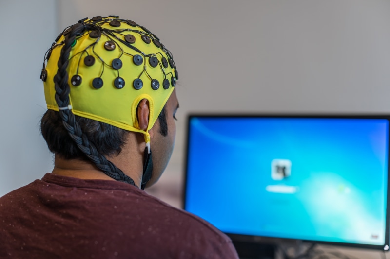 electroencephalography, childhood, rear view, portrait, integration, technology, biosensor, occupation, low-threshold, neurofeedback, child, real people