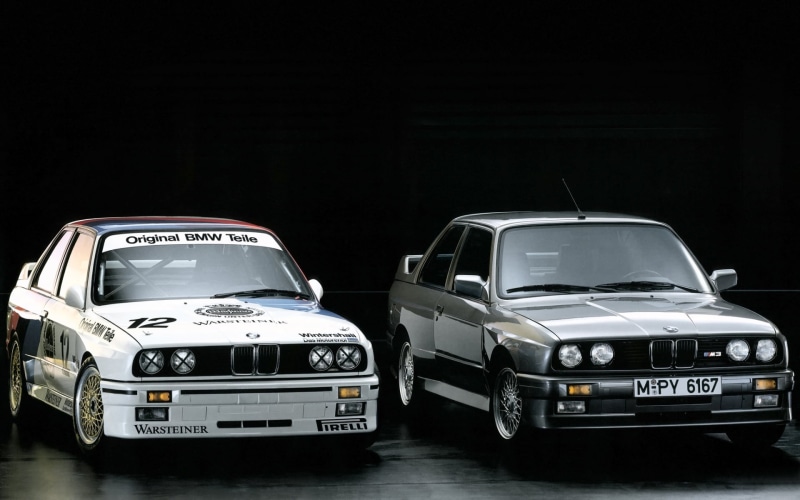 land vehicle, car, 1080P, vintage car, stationary, BMW, mode of transportation, E30, the front.grey, sedans, clear sky, studio shot, white, bwms, number