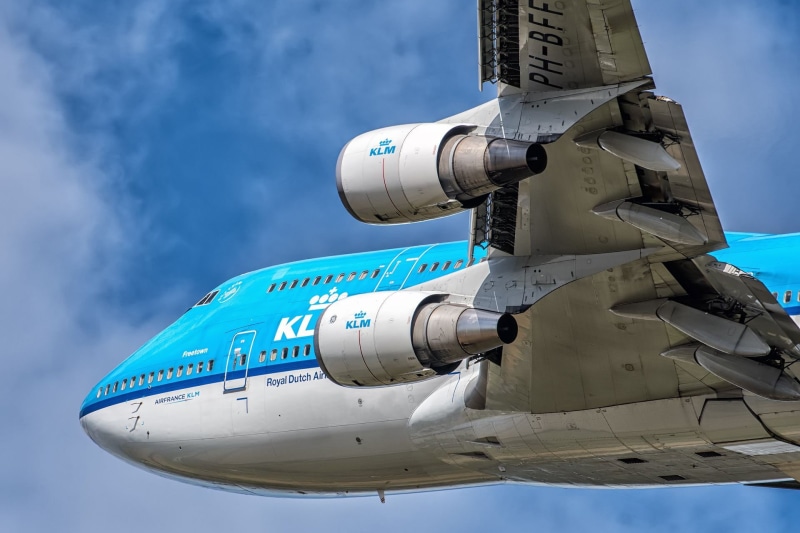 A passenger plane, Airliner, Royal Dutch Airlines, Engine, Boeing 747, The mechanization of the wing, The plane, Boeing, 1080P, Boeing 747-400, KLM