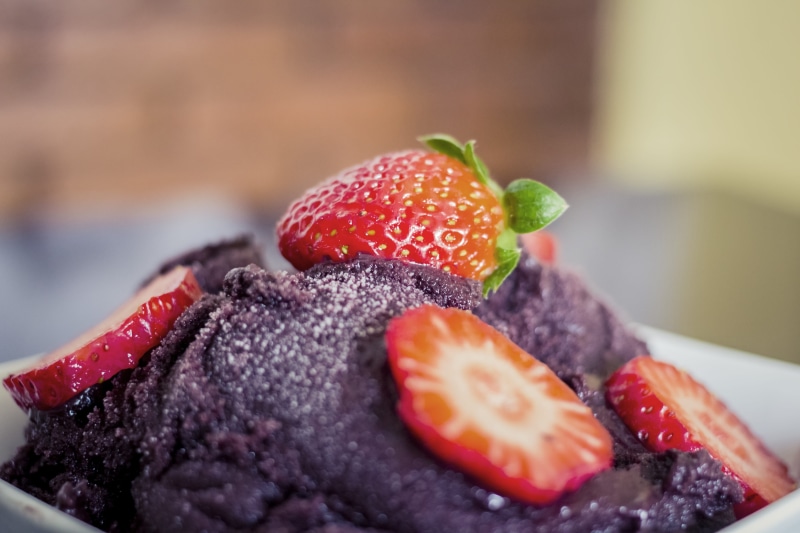 diet, food brazilian, indulgence, close-up, sliced, 5K, berry fruit, berry, acai, energetic, ready-to-eat, blackberry - fruit, sweet food, strawberry