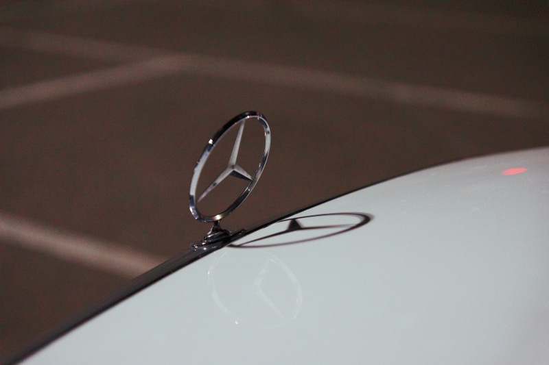 reflection, selective focus, high angle view, wasp, andrena, eyesight, 5K, accessories, logo, electronics, mercedes, glass, animal, selective, computer