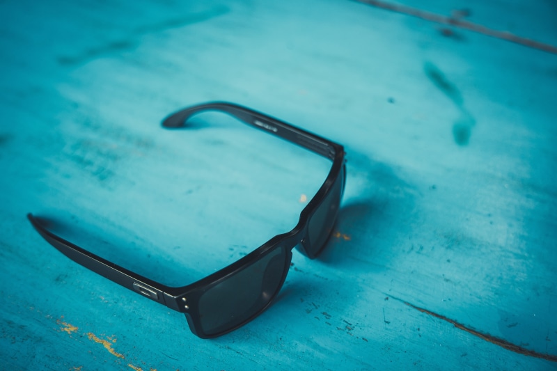 blue, surface, glasses, black color, goggles, furniture, computer, pool, nature, swimming pool, accessories, no people, sand, table, hardware, accessory