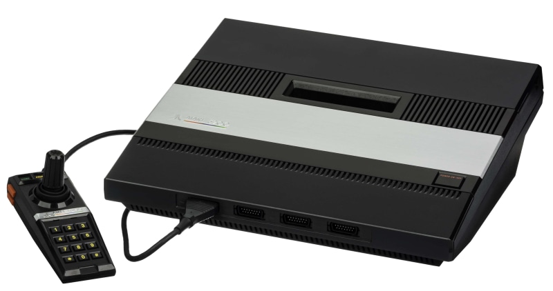 technology, no people, l, computer equipment, telecommunications equipment, device, cable, indoors, video game, close-up, computer part, communication