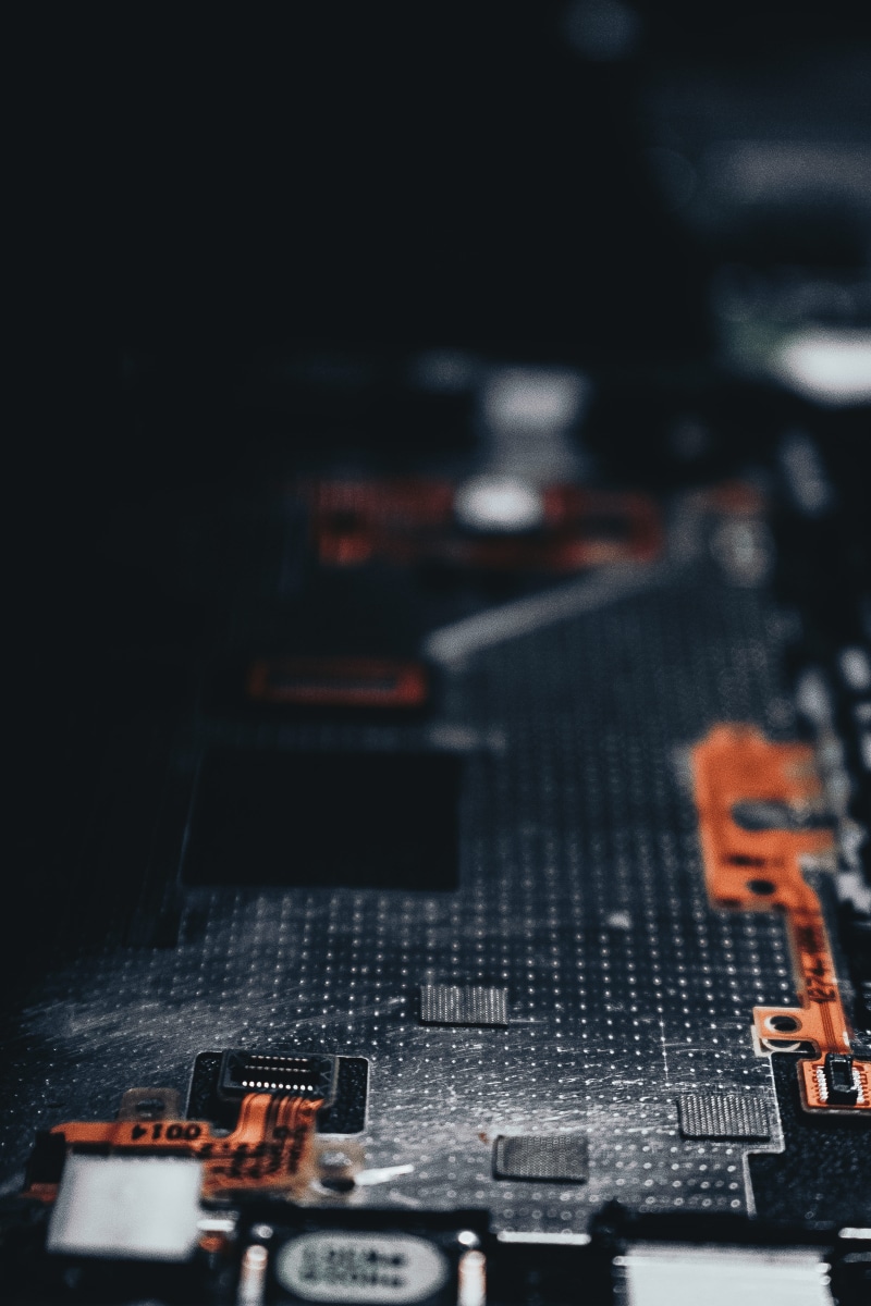 sound recording equipment, capacitors, communication, microprocessor, component, semiconductor, no people, cpu, hardware, detail, audio equipment, science