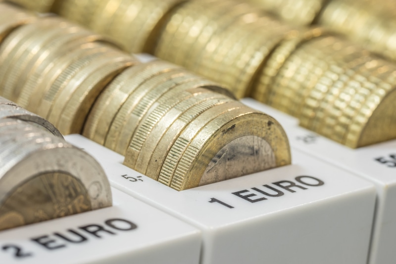 money, cashier, large group of objects, business, western script, indoors, luxury, currency, investment, number, cent, studio shot, high angle view, checkout