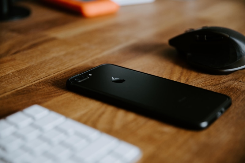 iphone, selective focus, communication, macbook, indoors, mouse, electrical equipment, device, keyboard, bokeh, wireless, wooden, plus, computer, wood - material