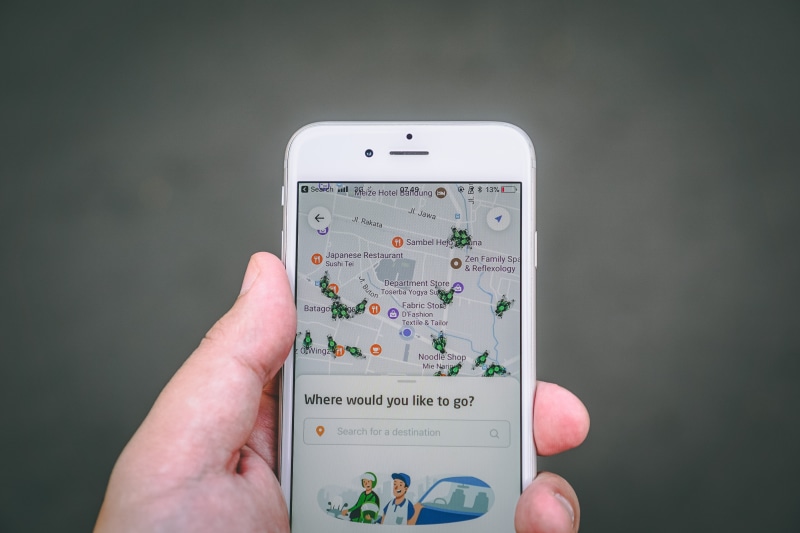technology, smart phone, silver, phone, application, touch screen, app, portable information device, close-up, iphone, gray background, ride hailing, gojek