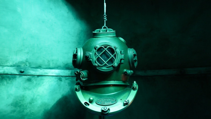 simple, helmet, black, green, screw, trimmer, gas, metal, smoke, 1080P, divers, string