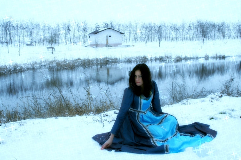 sitting, Girl, beauty, contemplation, Story, princess, one person, Snow, young women, real people, clothing, hair, outdoors, beautiful woman, full length