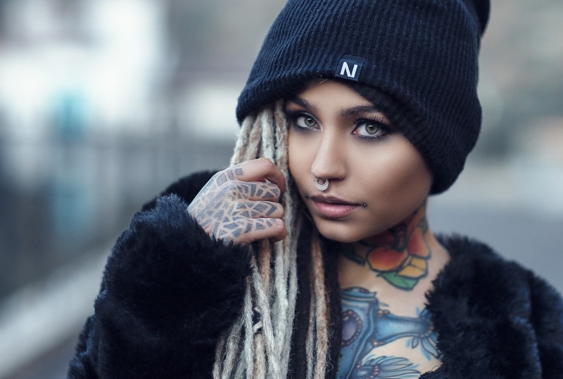 1080P, portrait, tattoo, model, women, Nose Rings, Looking At Viewer, Fishball Suicide, face, hat