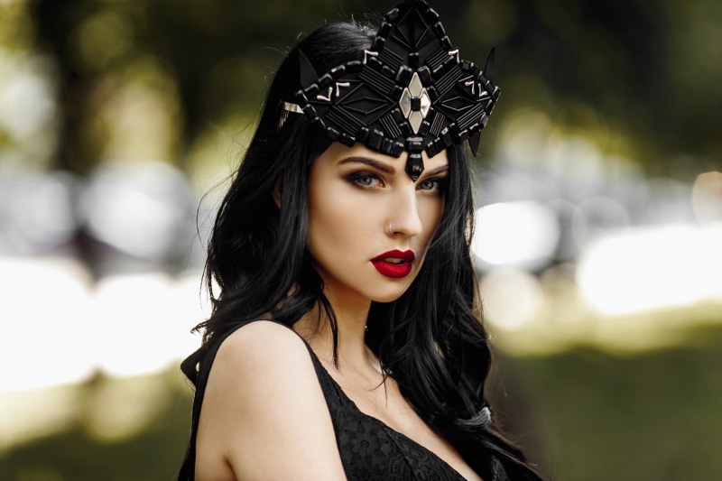1080P, outdoors, black hair, beautiful woman, Alla Berger, young adult, fashion, focus on foreground, real people, beauty, model, lipstick, clothing, young women