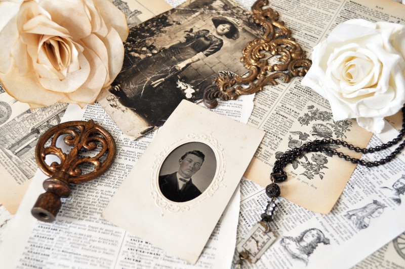 rose, no people, flea market, papers, plant, photo, beauty in nature, antique, ring, ephemera, rose - flower, accessories, high angle view, flower arrangement