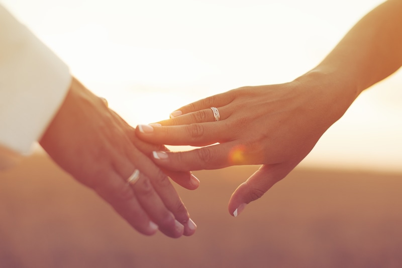 married, girl, lifestyles, the bride and groom, nature, the sun, men, body part, family, touch, human Hand, wife, sunset, widescreen, hand, togetherness