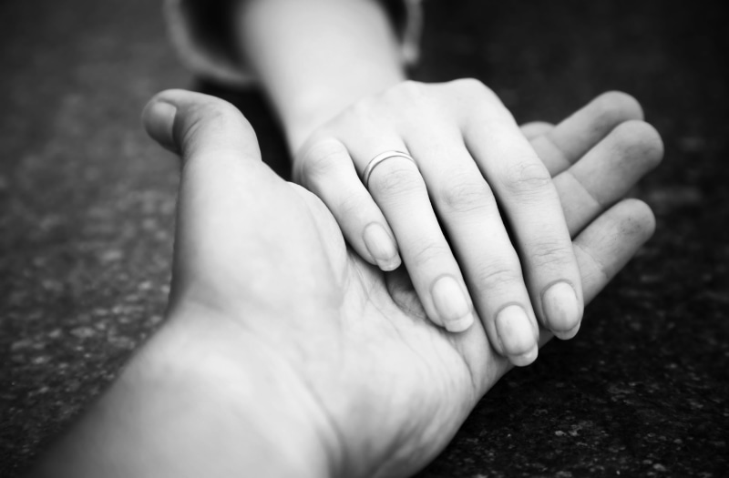 woman, girl, hand, mood, engagement ring, finger, colored, boys, 2K, care, human Foot, widescreen, positive emotion, hands, men, close-up, daughter, offspring