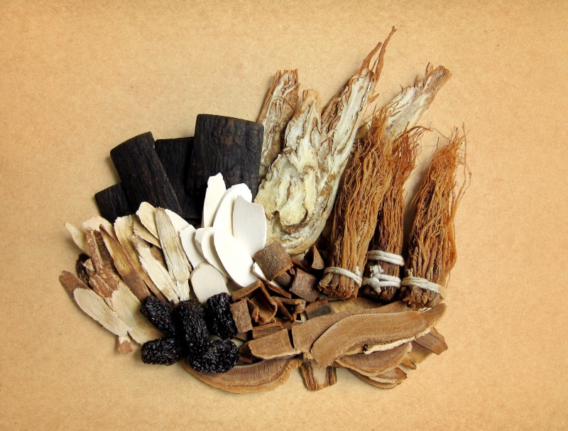 directly above, hua tuo, angelica, variation, wolfberry, herbs, ganoderma, chinese medicine, prune, food and drink, herb, plant, group, still life, medicinal herbs