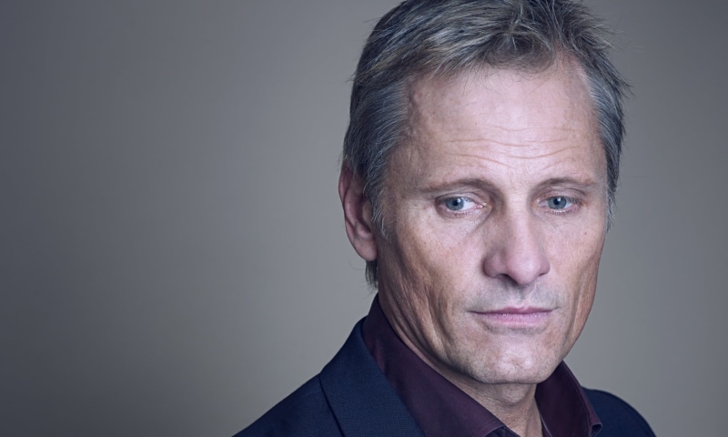 dress, actor, hairstyle, body part, celebrity, indoors, studio shot, viggo mortensen, 1080P, copy space, s, close-up, headshot, confidence, serious, adult