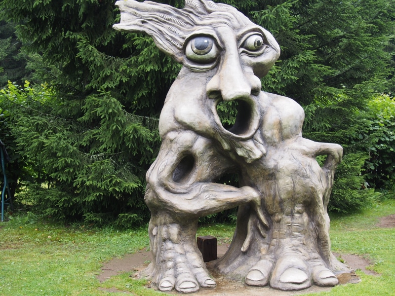 4K, carving, carving - craft product, nature, no people, growth, outdoors, statue, fool, creativity, park, plant, human representation, sculpture, ornate