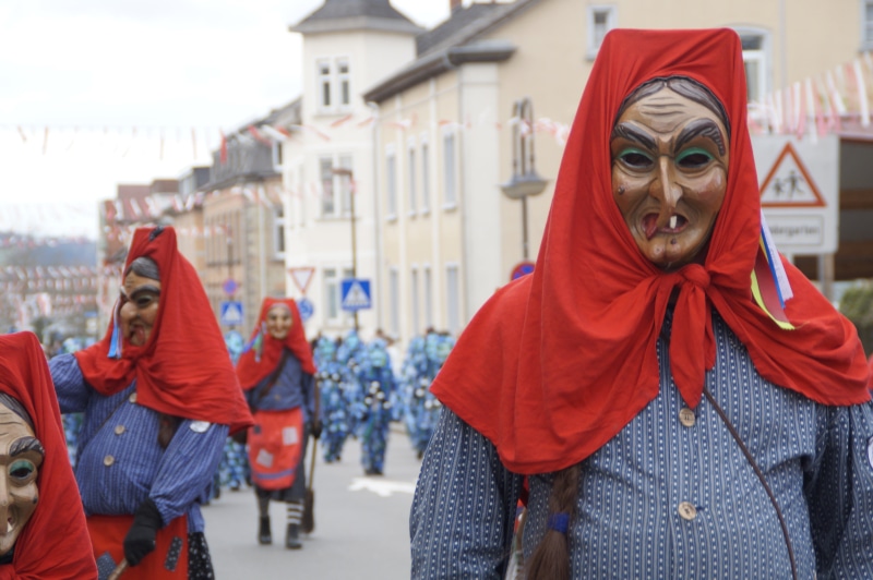 fasnet, masquerade, building exterior, carved, scarf, figure, group of people, clothing, fools guild, city, custom, lifestyles, panel, leisure activity