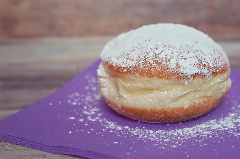 dessert, sweet dish, no people, indulgence, snack, pastries, baked, breakfast, carnival, ready-to-eat, plate, sweet, unhealthy eating, french food, powdered sugar