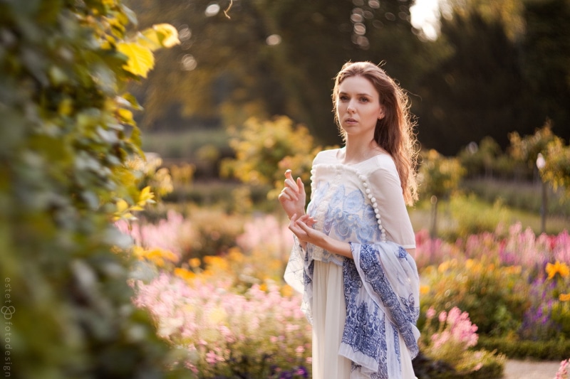 young women, fashion, 720P, women, one person, flowering plant, plant, leisure activity, adult, Trid Estet, young adult, hair, standing, nature, flower