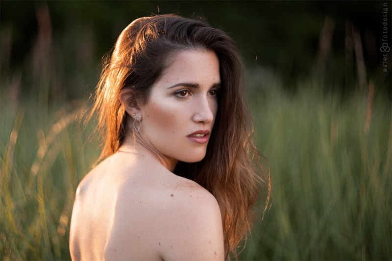 long hair, 500px, portrait, focus on foreground, side view, adult, hair, young women, headshot, 720P, outdoors, looking over shoulder, young adult, face