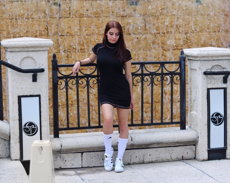 1080P, women, Julia Burch, brunette, Looking at the side, boots, model