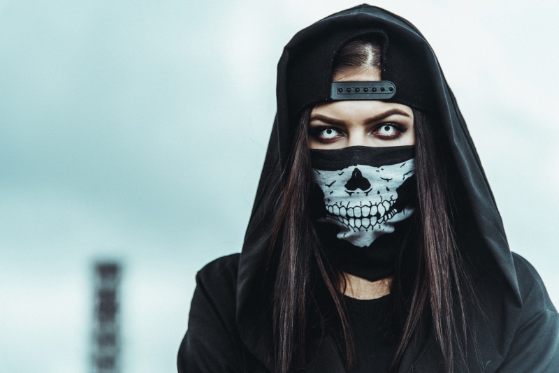 black clothing, skull, outdoors, hoods, skeleton, dark hair, women, contact lenses, mask, 2K, baseball caps, women outdoors