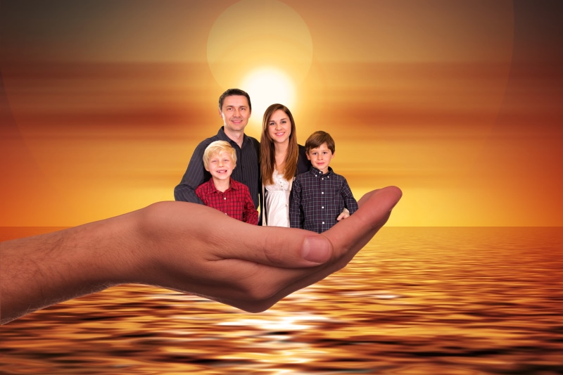 children, edited, separation, relaxation, sun, figures, community, mother, rights of access, patchwork family, sunset, father, group of people, smiling