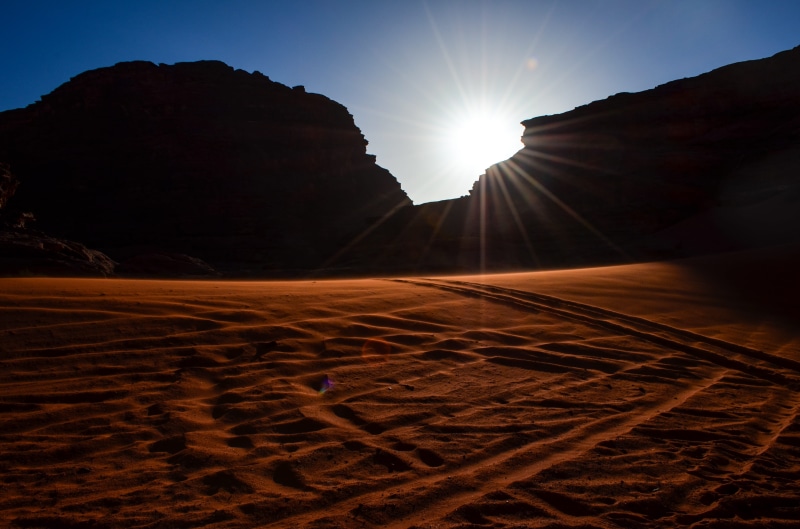 flare, rock, climate, shades, wadi rum protected area, landscape, solid, sun, environment, sunbeam, ray, arid climate, bright, sky, rock - object, tranquility