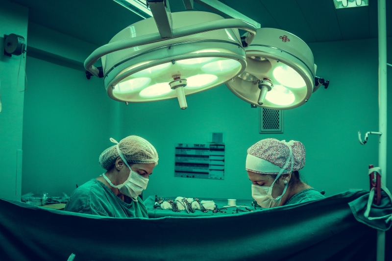 room, wear, people, two, care, medical practitioner, women, men, doctor, public domain images, lamp, healthcare and medicine, person, 5K, females, surgery