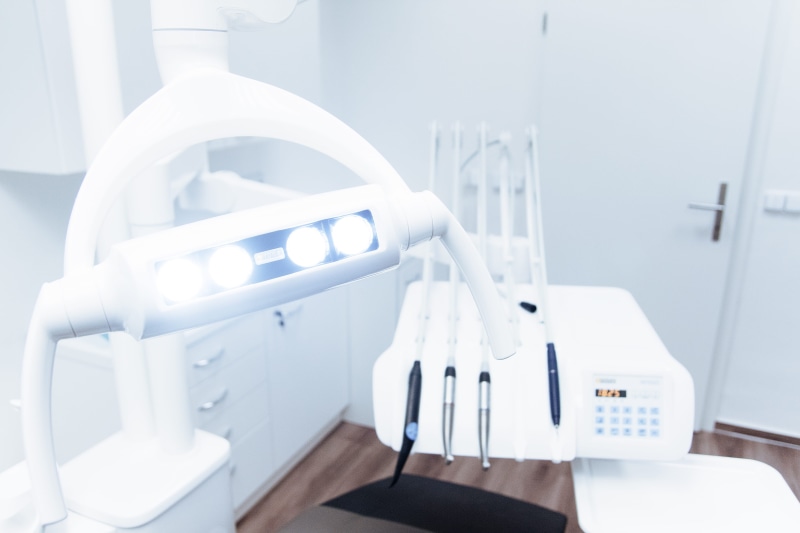 blue, dental, white color, 4K, sparse, hygiene, family, medical, work, domestic room, futuristic, white, happy, education, medicine, luxury, care, furniture