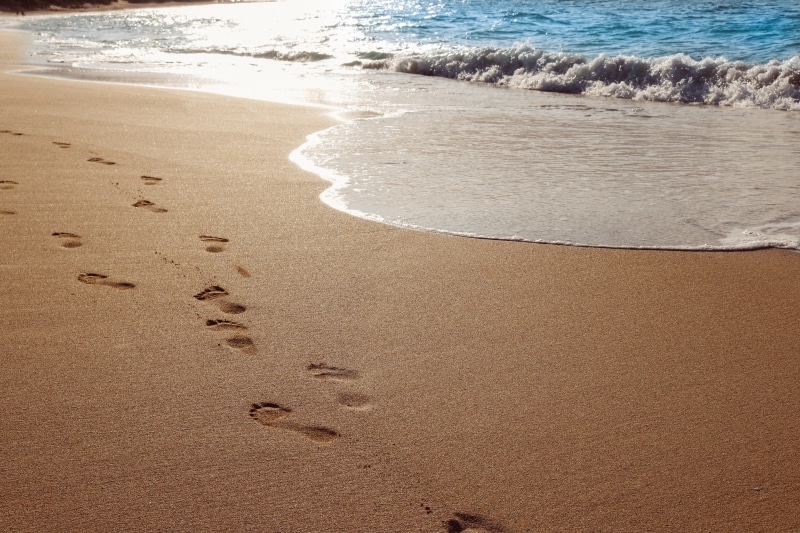 5K, track - imprint, blue, wave, beauty in nature, footprint, sand, motion, surfing, scenics - nature, high angle view, sky, tranquility, near, outdoor