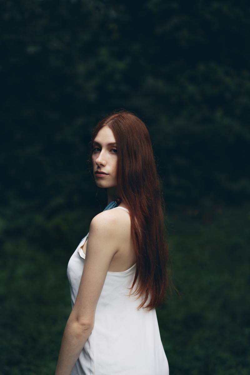 make-up, long hair, wear, tank, beautiful, lifestyles, waist up, contemplation, looking at camera, pretty, daylight, red hair, brown hair, young, white