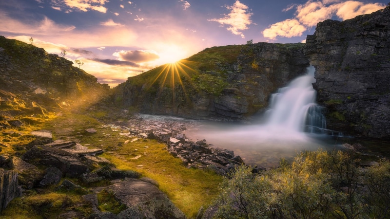 sunrise, rocks, tree, norway, sunray, 4K, tourism, tourist attraction, europe, sunrays, rondane national park, stones, sunshine, landscape, grass, clouds