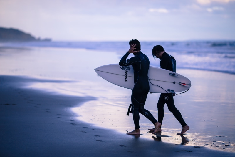 surfing, coast, board, leisure activity, beach, surfboard, water, 5K, guy, men, lifestyles, seashore, sport, two, surf, full length, sea, togetherness