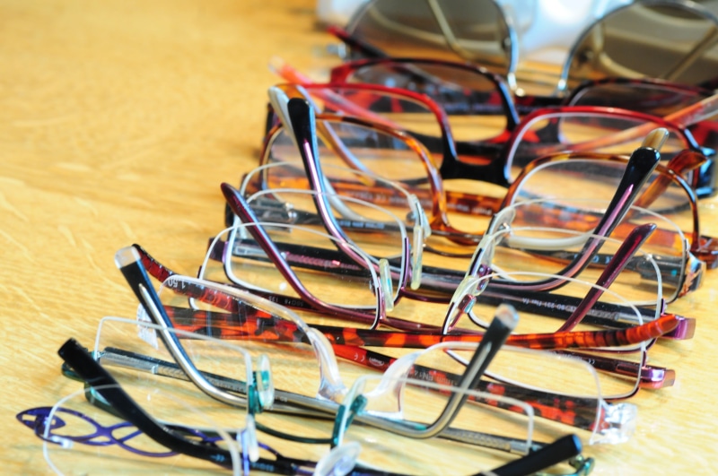 music, connection, flooring, communication, glasses, eye glasses, eyeglasses, selective focus, sehhilfe, electrical equipment, surface, eyeglass frame