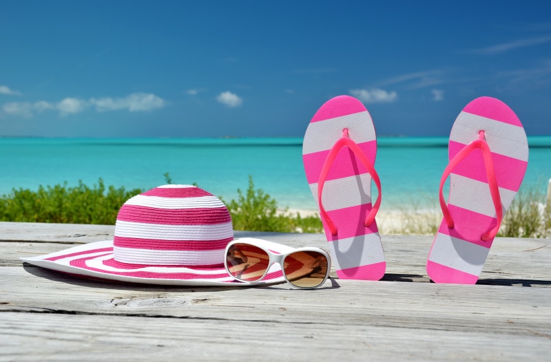 stay, flops, 5K, childhood, pink color, nature, fun, day, vacations, the sun, real people, pair, sunglasses, backgrounds, striped, travel, white, females