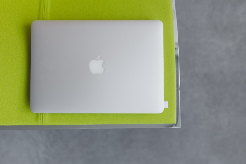 indoors, macbook, 5K, table, communication, green, yellow, fluorescent, computer, green color, technology, studio shot, high angle view, no people, copy space