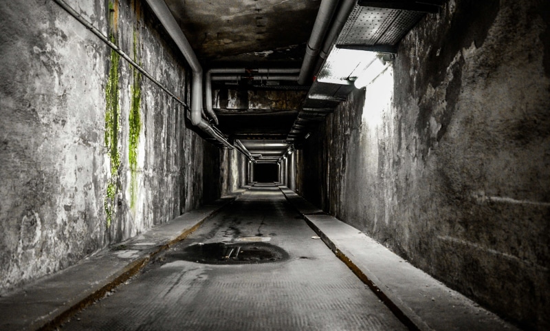 ghost, arcade, empty, building, evil, abandoned, architecture, diminishing perspective, human, horror tunnel, anxious, halloween, concrete, horror, gloomy