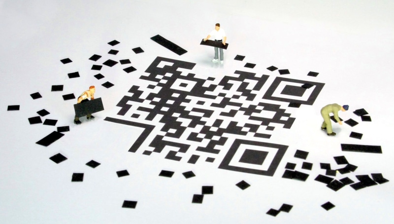 stone setter, 2K, qr code, acquisition, arrangement, strategy, connection, data protection regulation, no people, miniature figures, lüttje, model construction figure