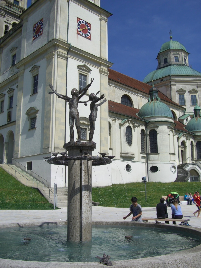gargoyle, kempten, baroque, fountain bowl, spirituality, place of worship, art and craft, pillar, building, travel destinations, church, water, creation
