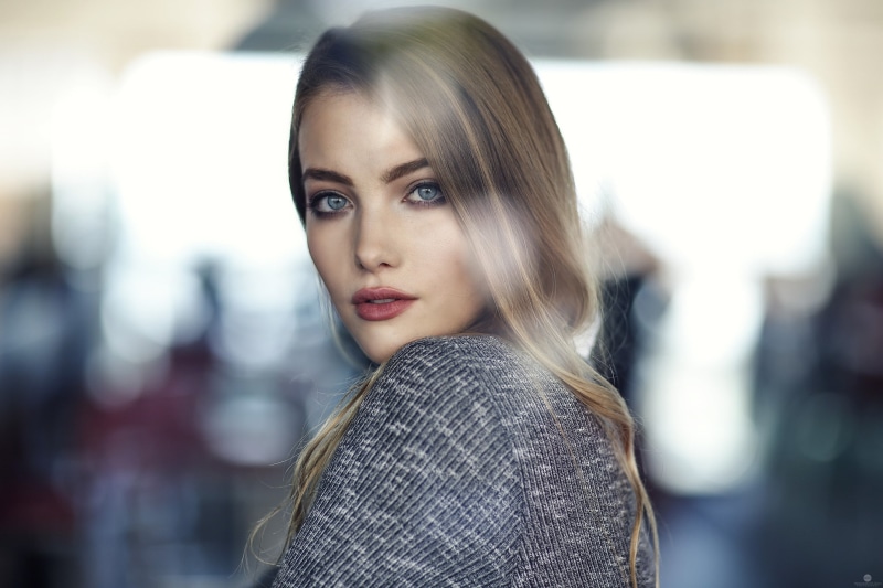 brown hair, young adult, fashion, face, beauty, looking at camera, 1080P, blonde, hair, side view, hairstyle, beautiful woman, contemplation, blue eyes
