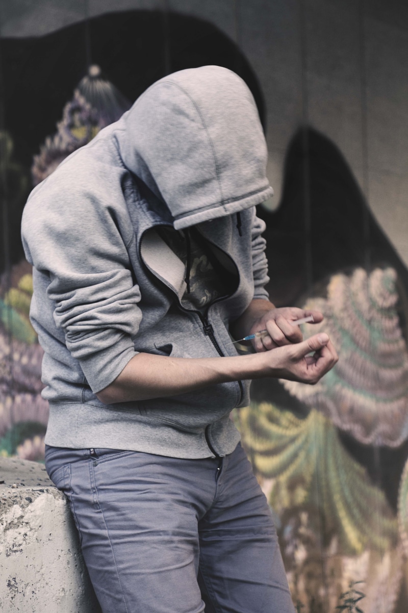 sadly, injection, the dependence of, hood, without a face, wearing, women, holding, child, casual clothing, heroin, sad, hiv, intoxicated, thump, voltage