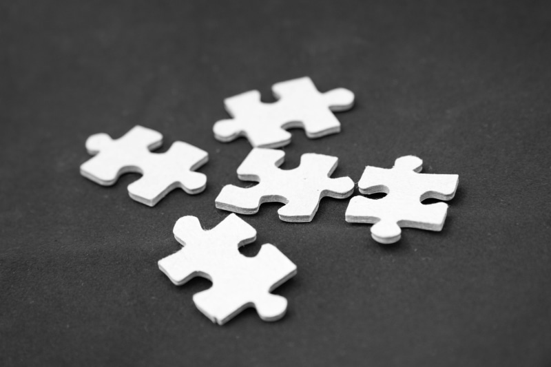 jigsaw piece, relaxation, leisure games, picture, white, cooperation, high angle view, puzzle, complexity, teamwork, solution, strategy, incomplete, 4K
