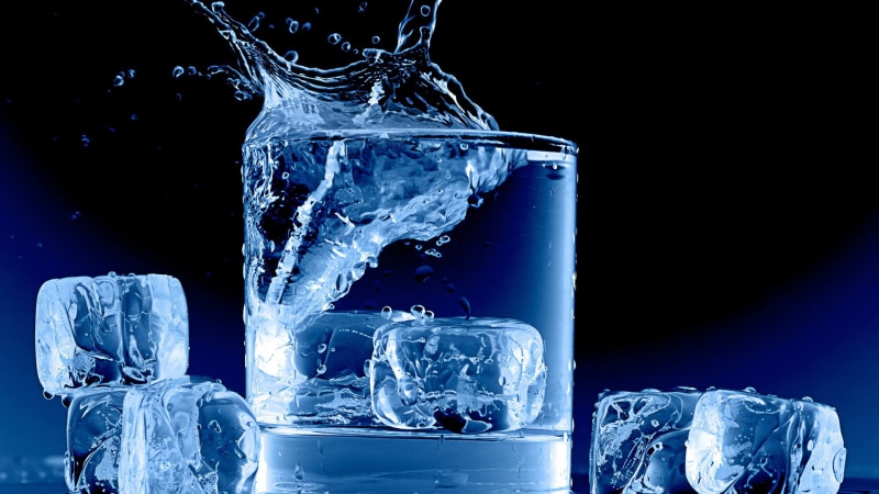bottle, vodka, ice, no people, vessel, food, black background, container, objects, studio shot, cold, backgrounds, drink, aqua, splashing, solid, frozen