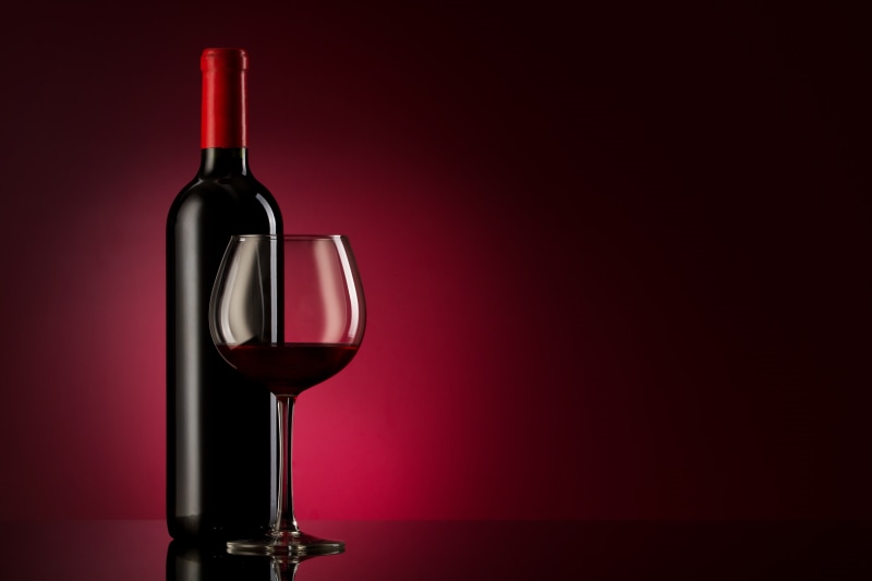 rose wine, glass, food And Drink, bottle, container, black background, studio Shot, red Wine, drinking, luxury, winetasting, refreshment, crystal glassware