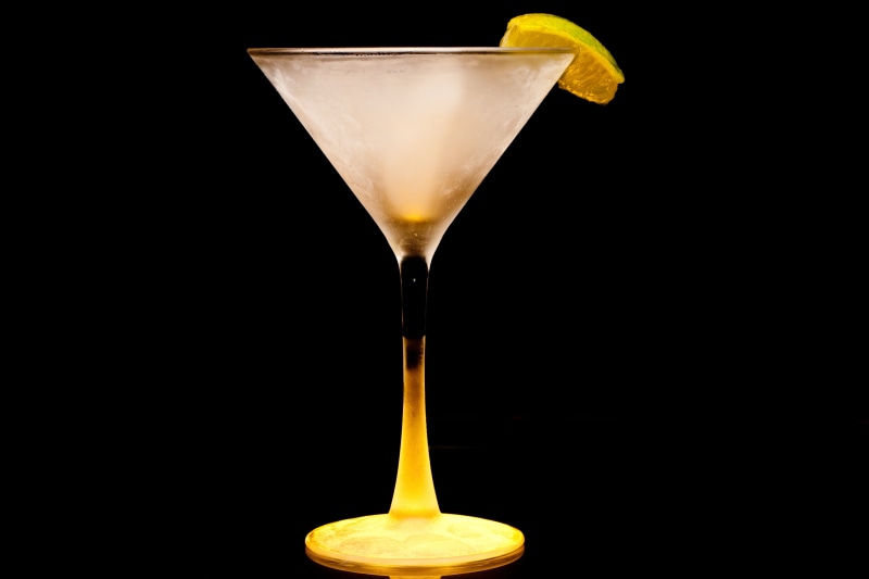 cocktail, food and drink, fruit, chilled martini, martini, close-up, copy space, drink, alcohol, cut out, lemon, black background, food, yellow, nightlife