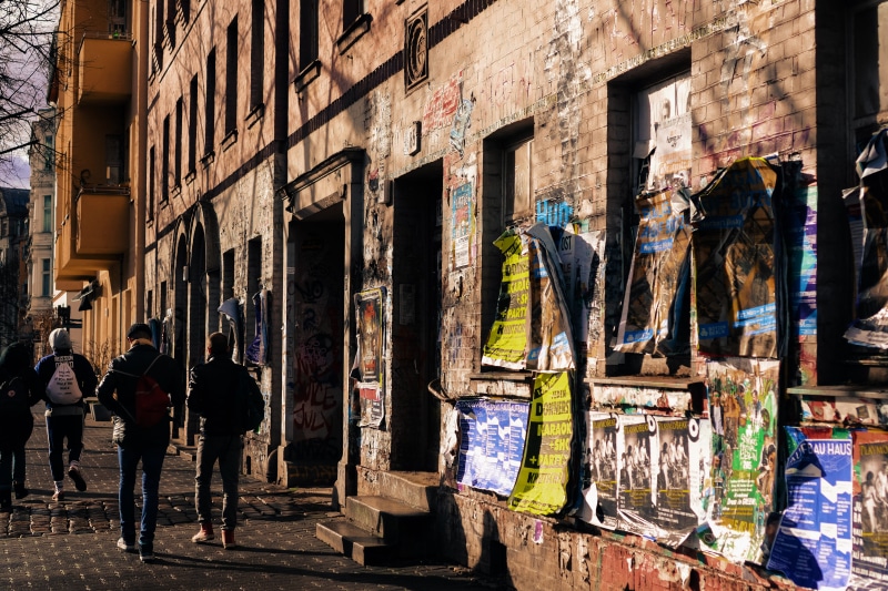 street, paint, old, building, music, berlin, city, day, concerts, graffiti, germany, mission, walking, creativity, architecture, gritty, murals, musician